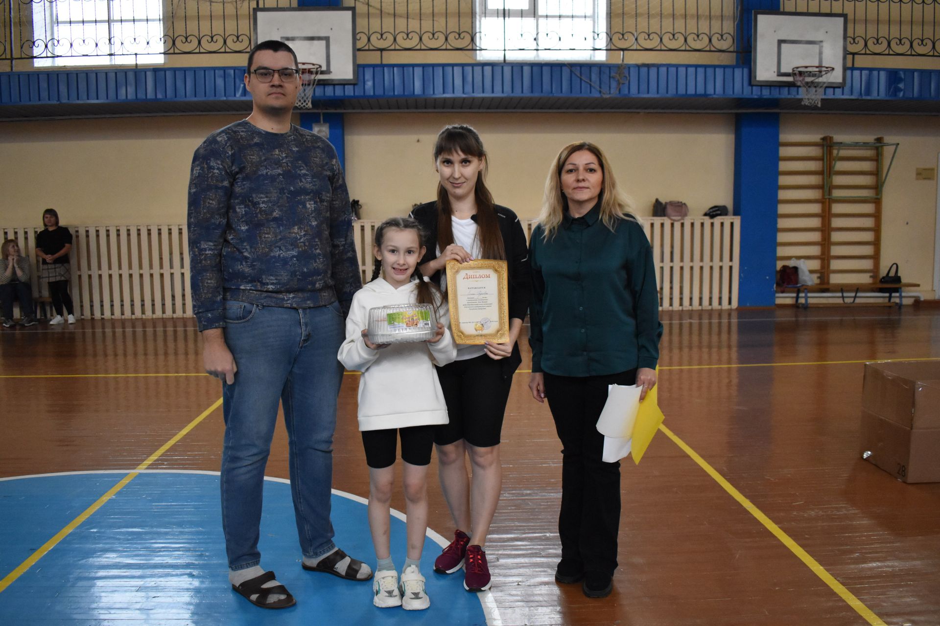В первой школе прошли спортивные соревнования, посвящённые Дню матери