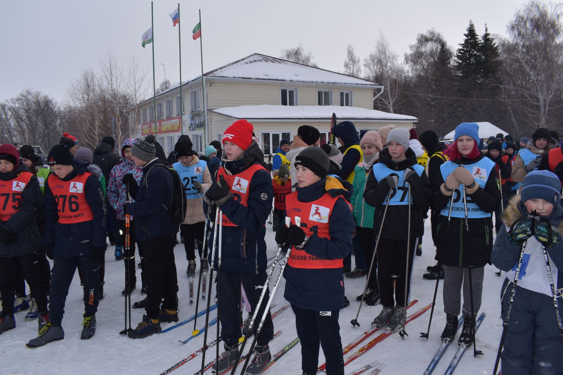 Около двухсот пятидесяти алексеевцев приняли участие в «Лыжне России»