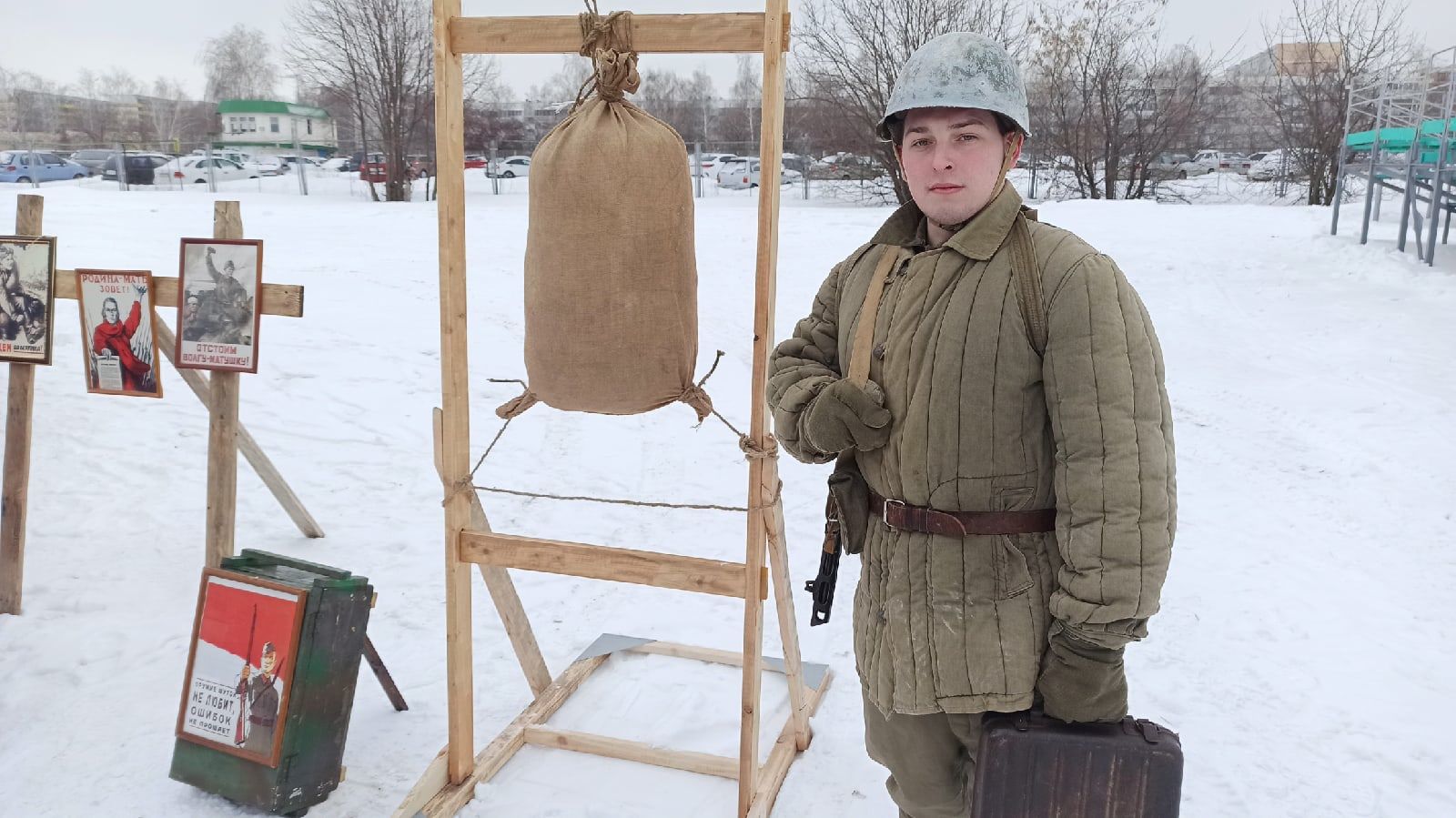 Алексеевцы приняли участие в эпизоде воссоздания Сталинградской битвы и написали письма солдатам в зону СВО