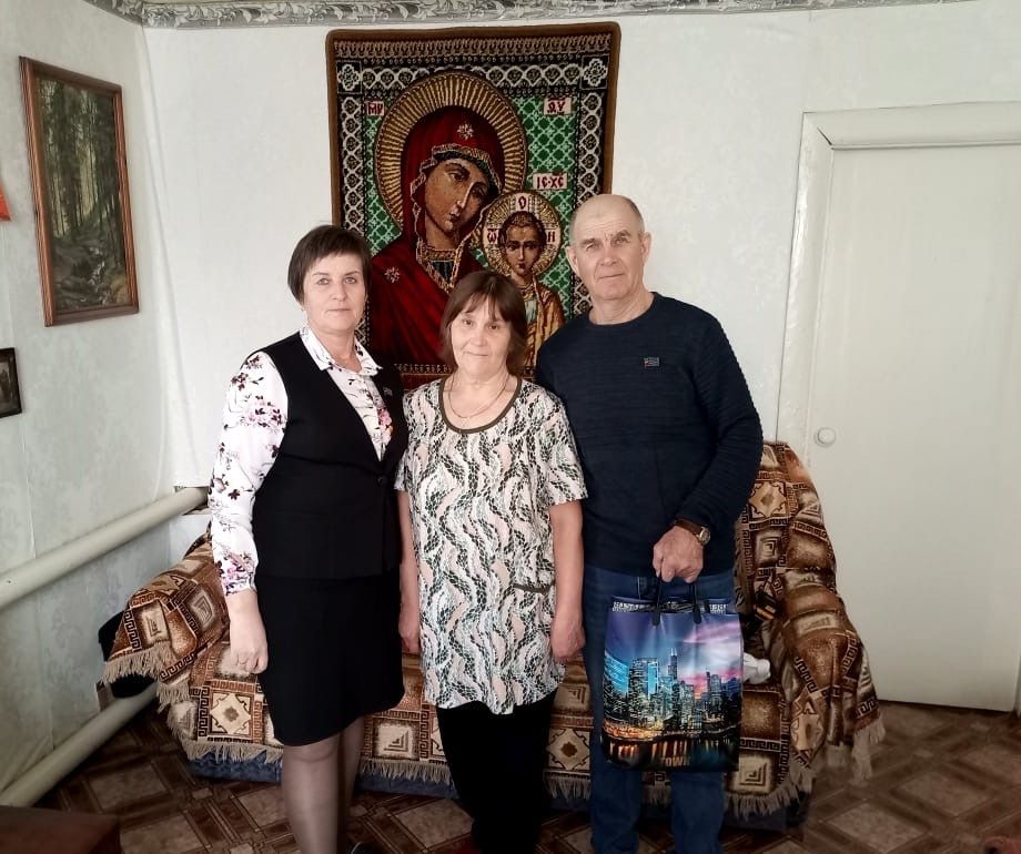 Семьи алексеевских мобилизованных получили продовольственные пакеты