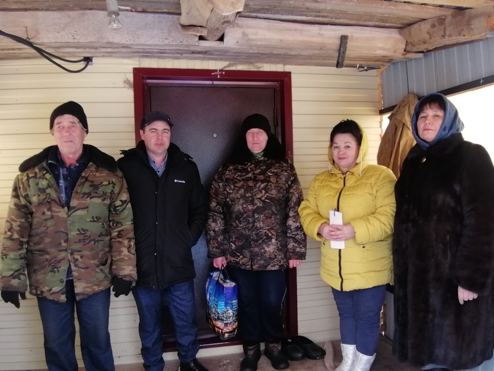 Семьи алексеевских мобилизованных получили продовольственные пакеты