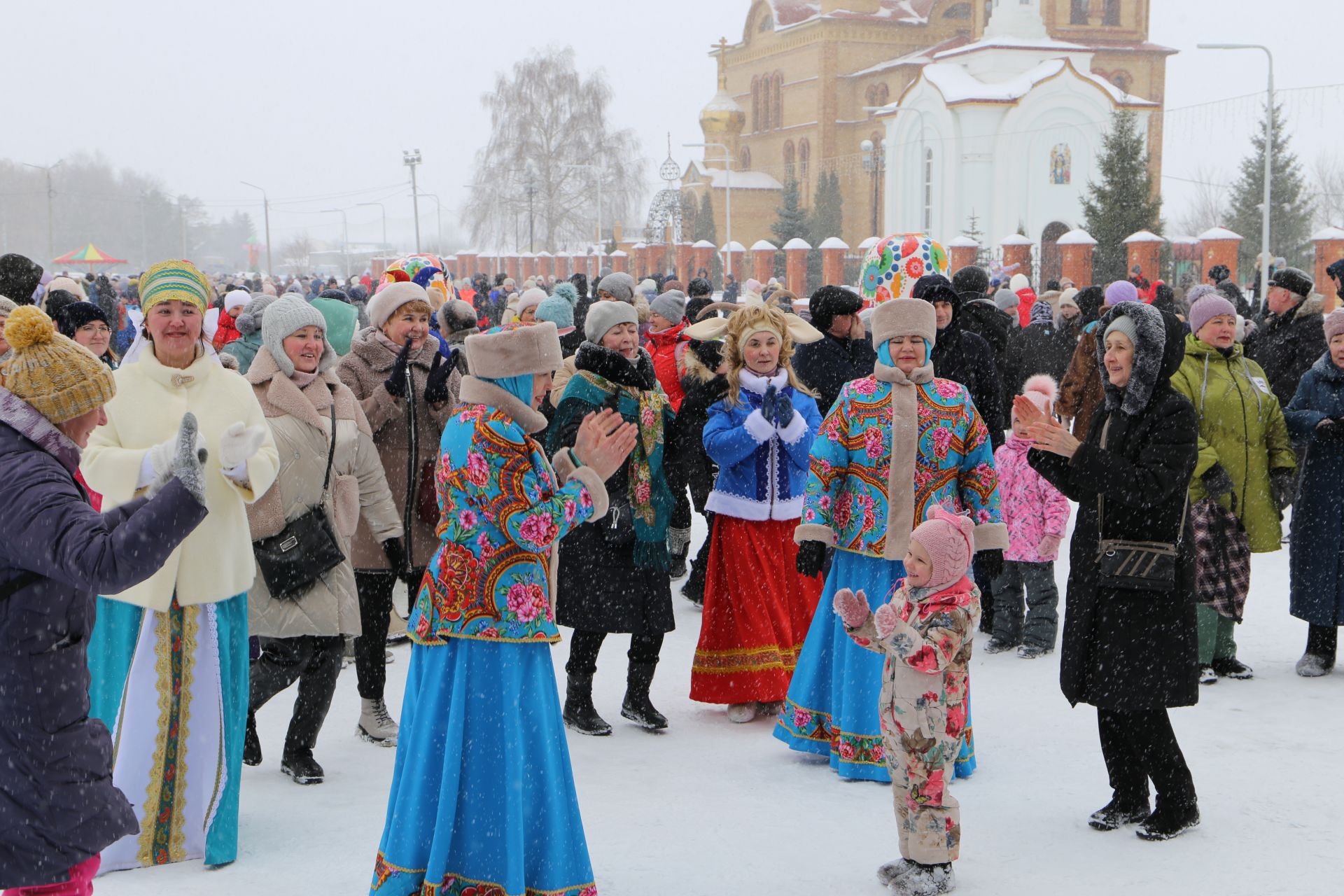 Алексеевцы весело и задорно проводили зиму