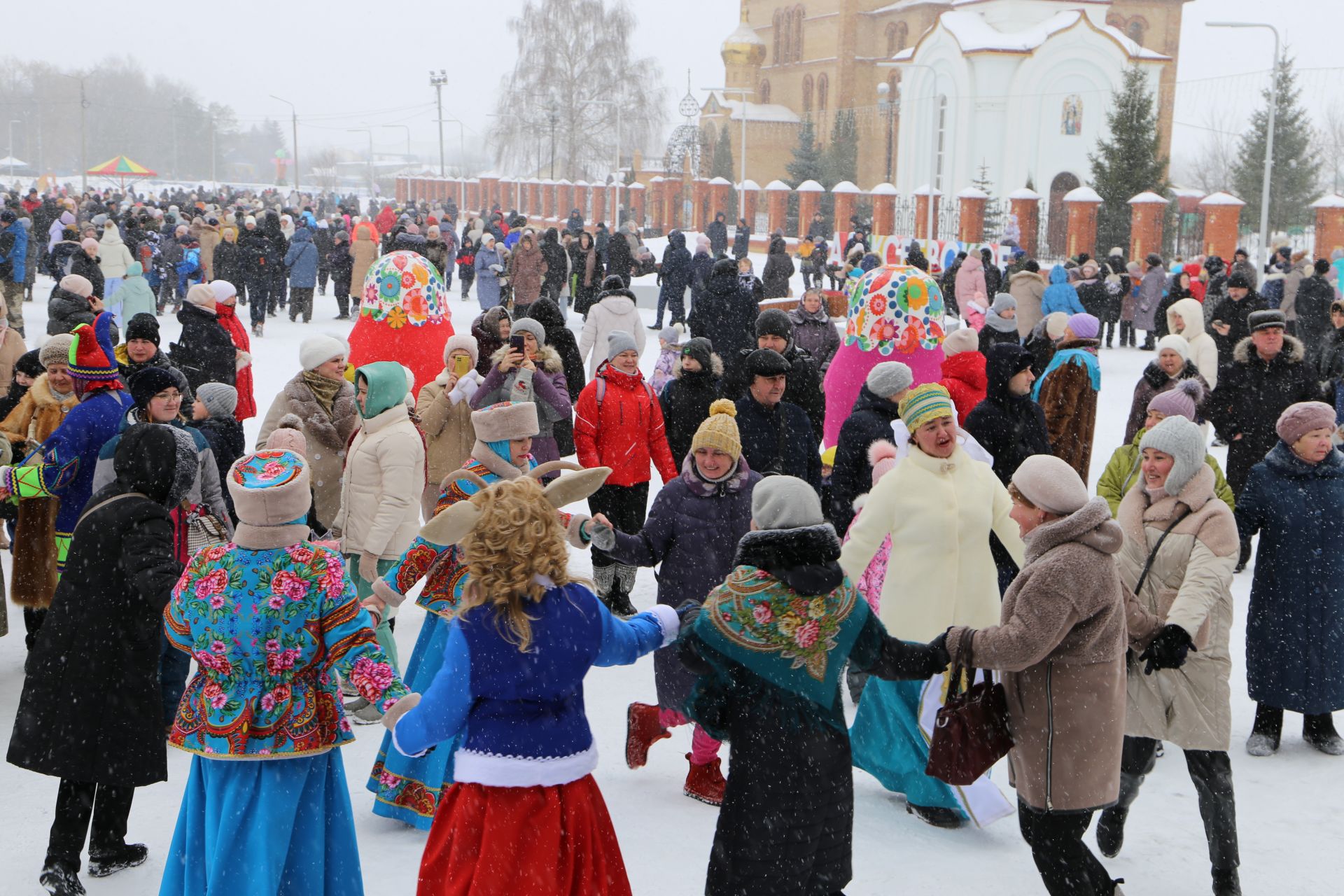 Алексеевцы весело и задорно проводили зиму