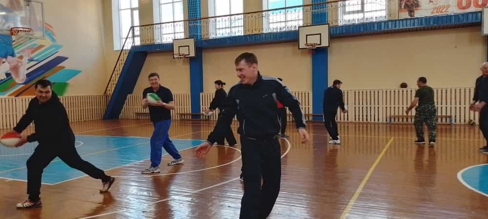Алексеевские учителя физической культуры прошли базовый курс тэг-регби