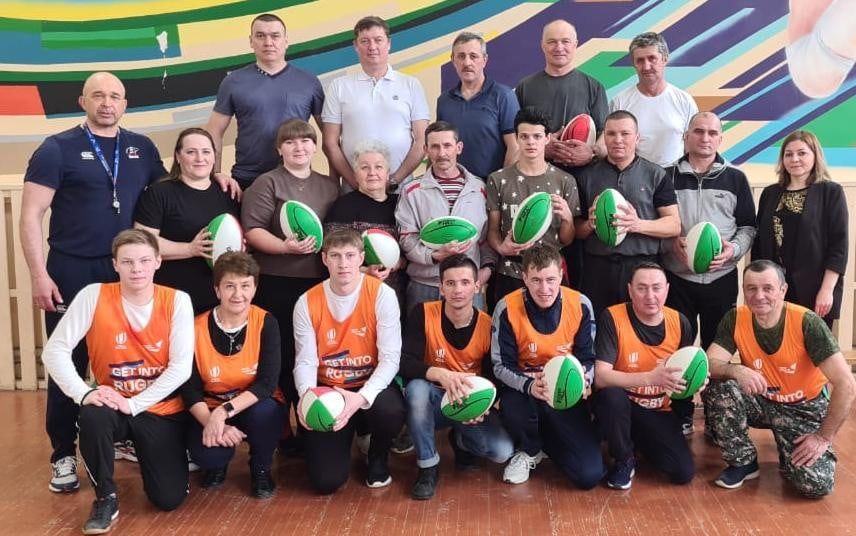 Алексеевские учителя физической культуры прошли базовый курс тэг-регби