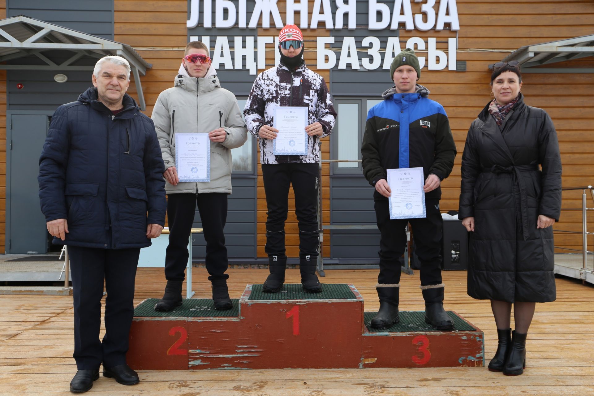 В Алексеевском прошел зональный этап соревнований по лыжным гонкам среди учащихся средних учебных заведений