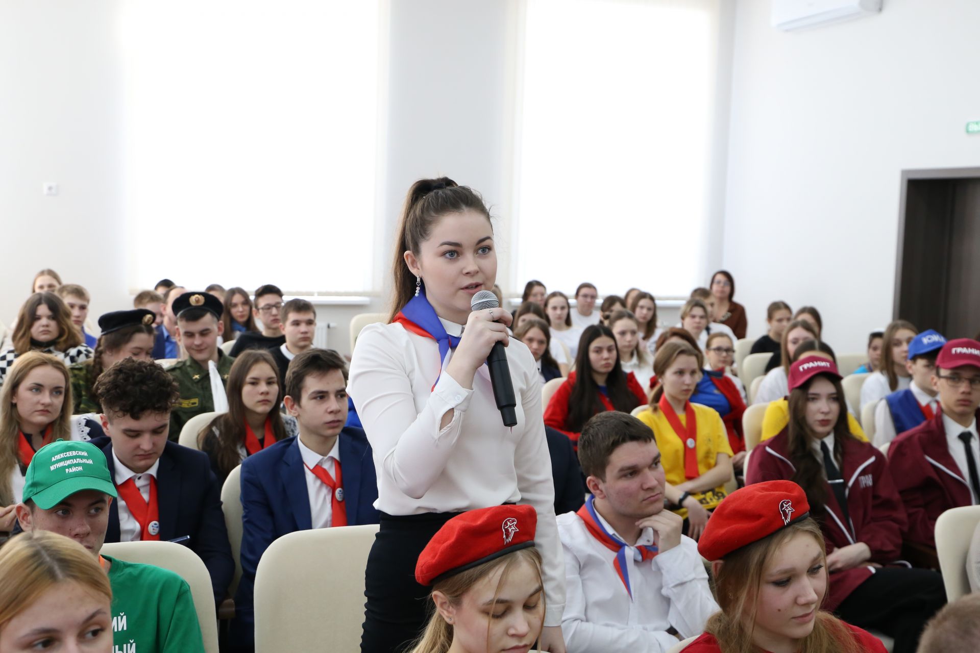 Тимур Сулейманов алексеевской молодежи: «Вы те, кто берет и делает»