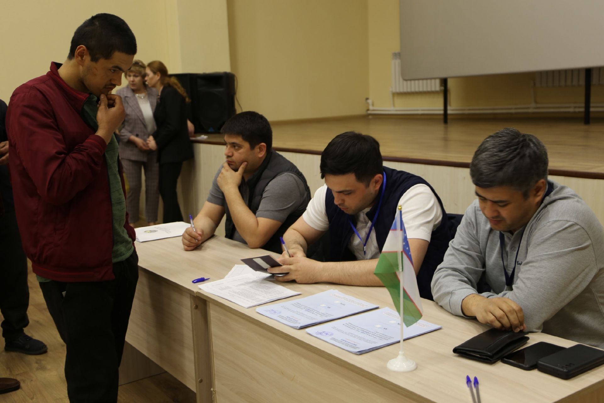 В Алексеевском граждане Узбекистана приняли участие в референдуме