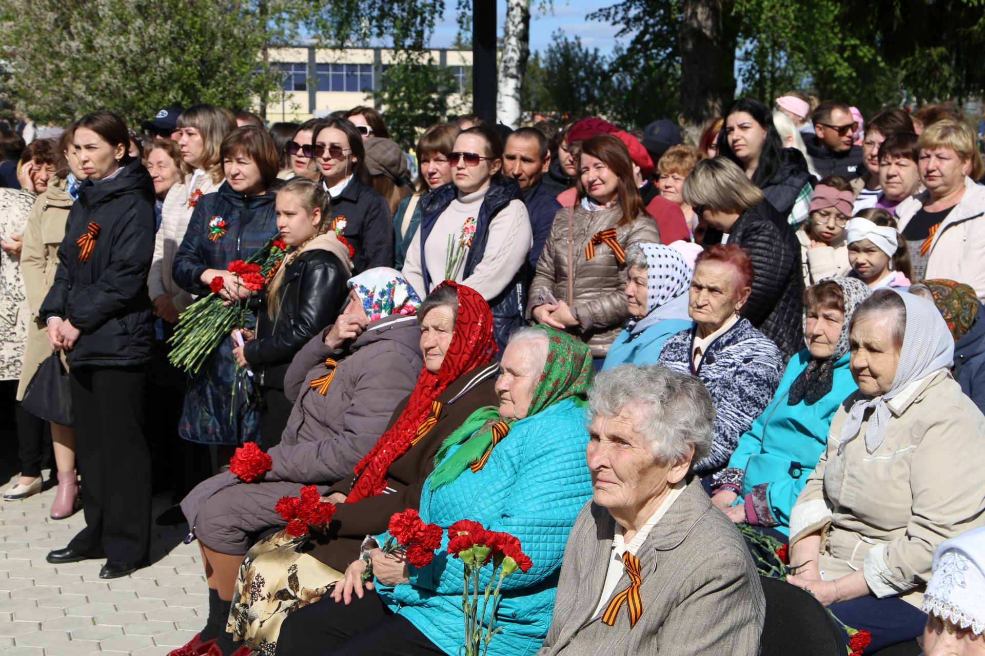 Фоторепортаж: торжественный митинг в Алексеевском в День Победы