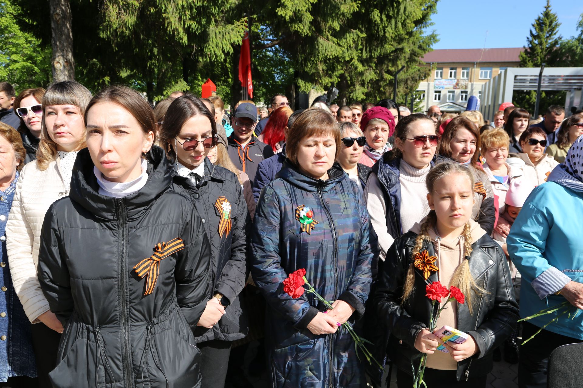 Фоторепортаж: торжественный митинг в Алексеевском в День Победы