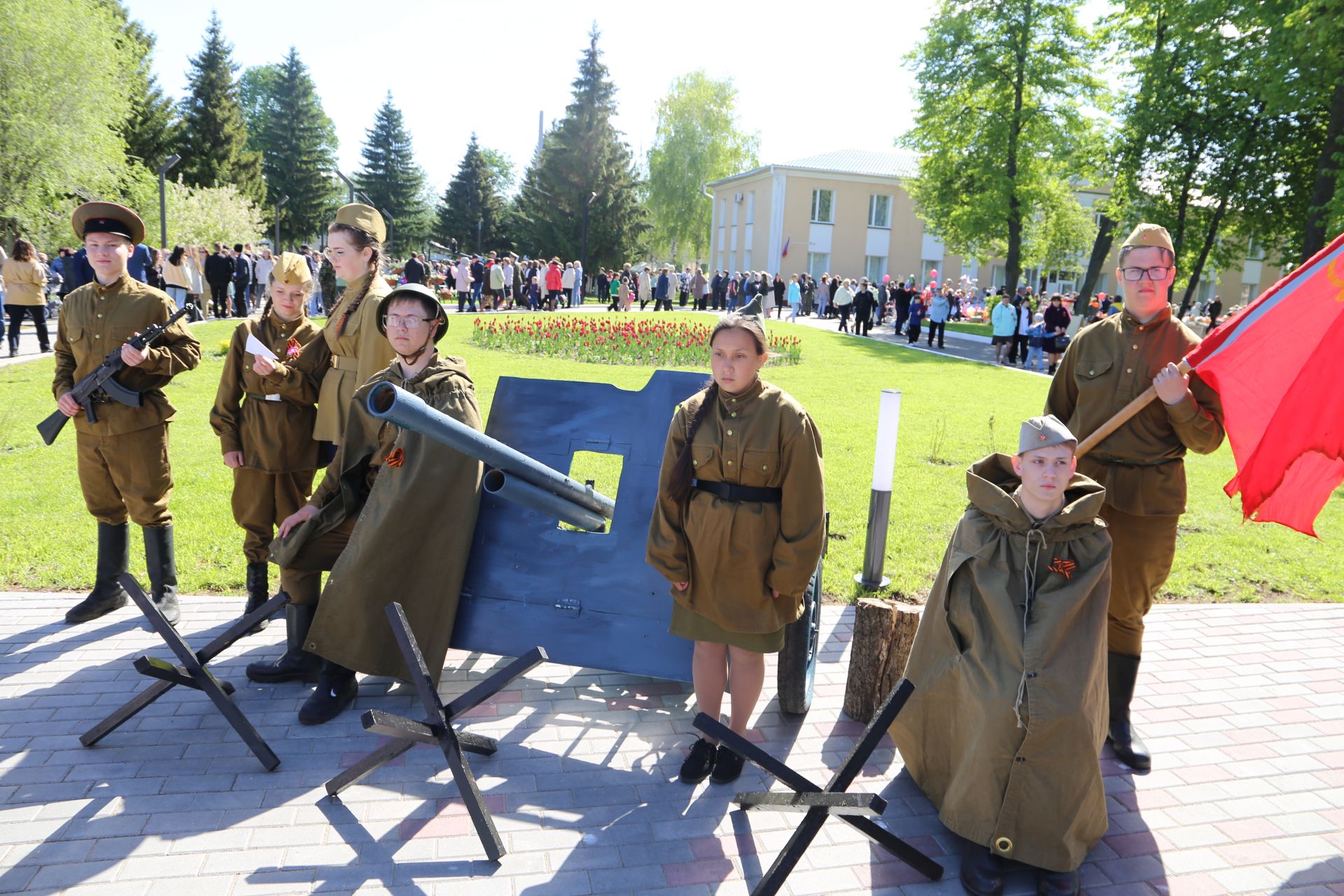 Фоторепортаж: торжественный митинг в Алексеевском в День Победы