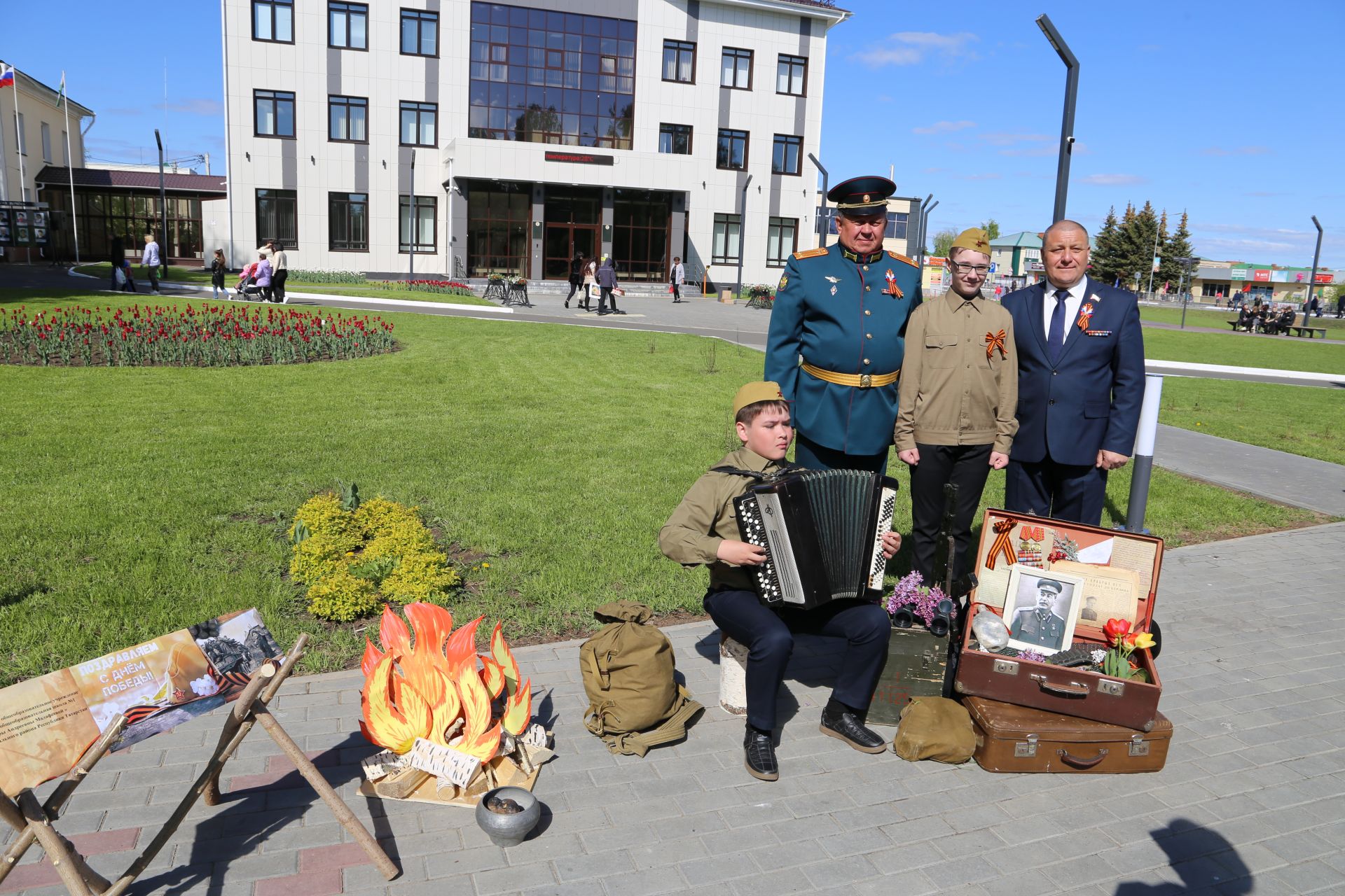 Фоторепортаж: торжественный митинг в Алексеевском в День Победы