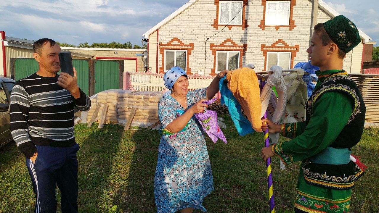 В Алексеевском прошёл традиционный сбор подарков на Сабантуй