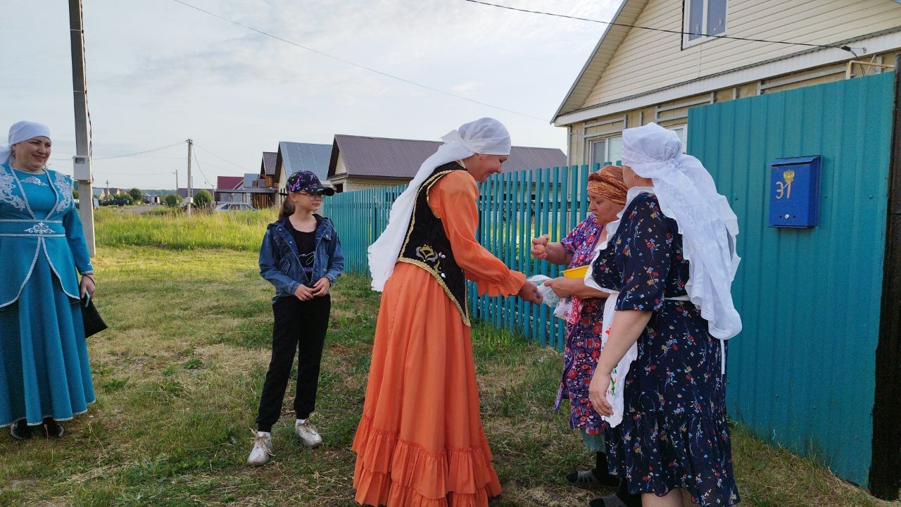 В Алексеевском прошёл традиционный сбор подарков на Сабантуй