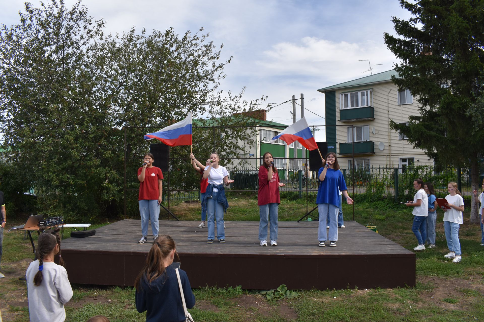 В Алексеевском прошло мероприятие ко дню Флага Россиийской Федерации