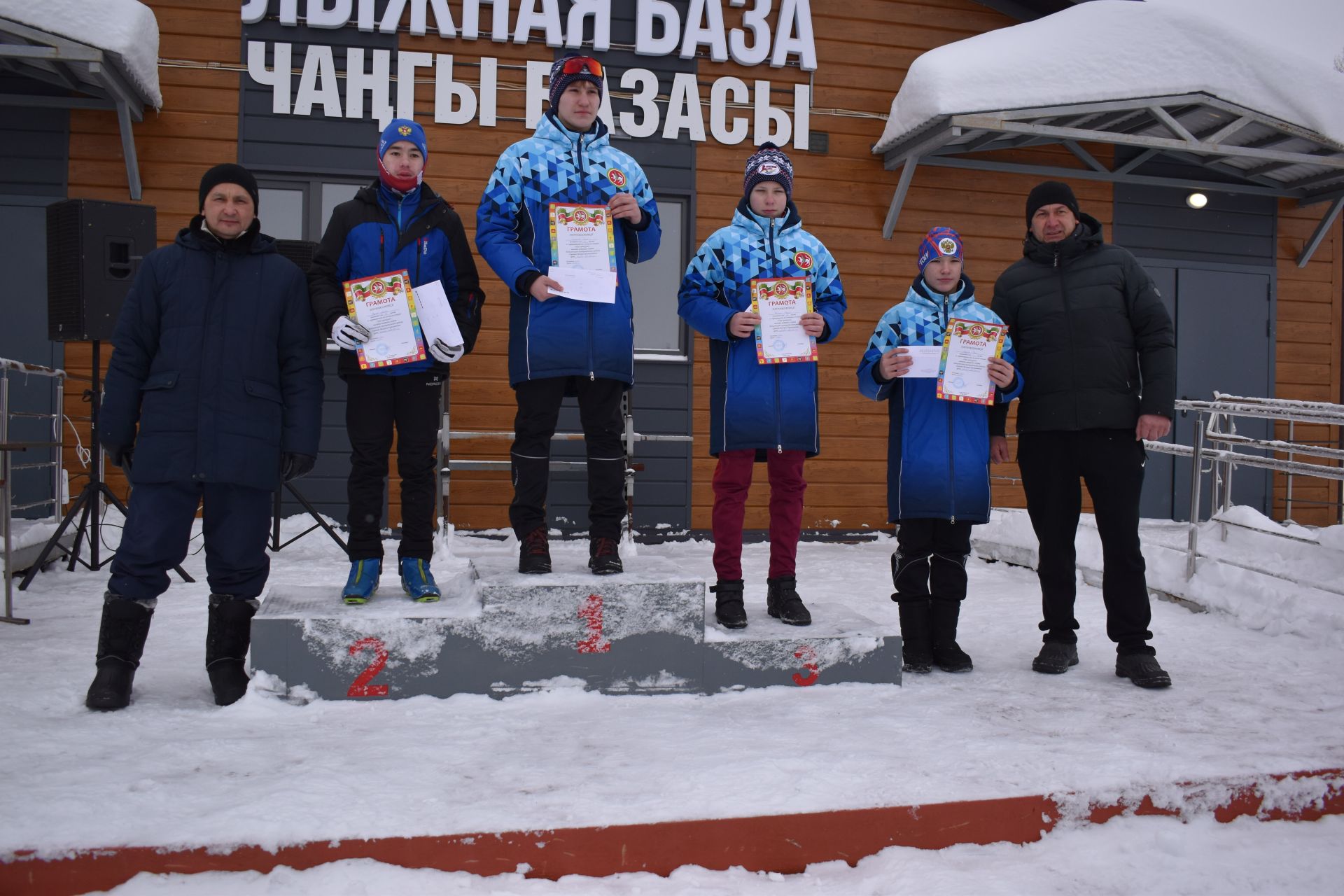 На лыжной базе прошли соревнования памяти Валерия Сергеева