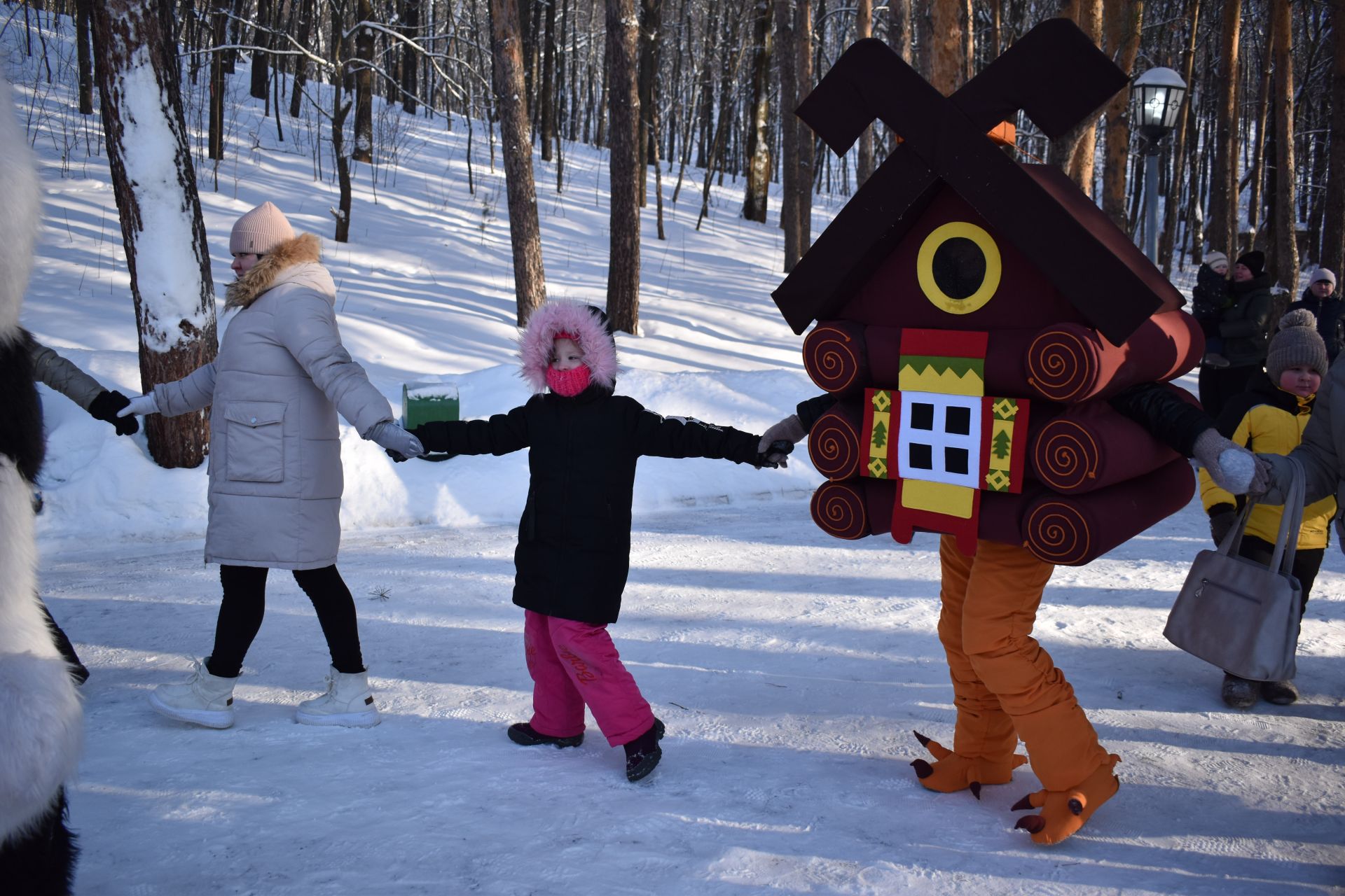 В Билярске прошла развлекательная программа «Зимние забавы»