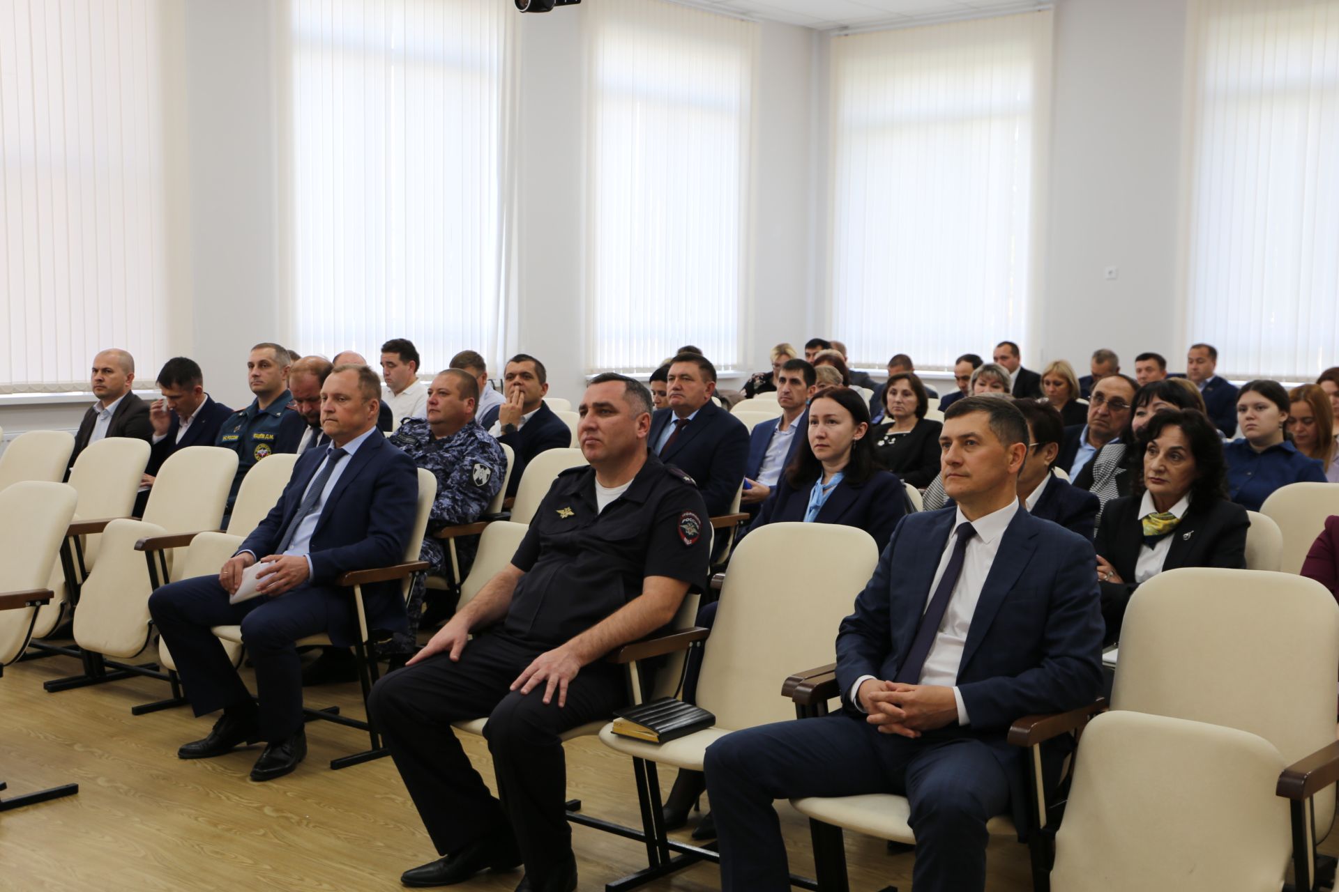 На 39-ом заседании Совета Алексеевского муниципального района выбрали нового руководителя Исполнительного комитета