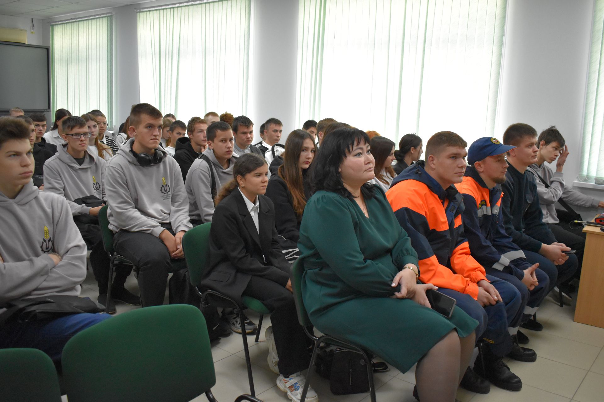 В Аграрном колледже прошли учения по гражданской обороне