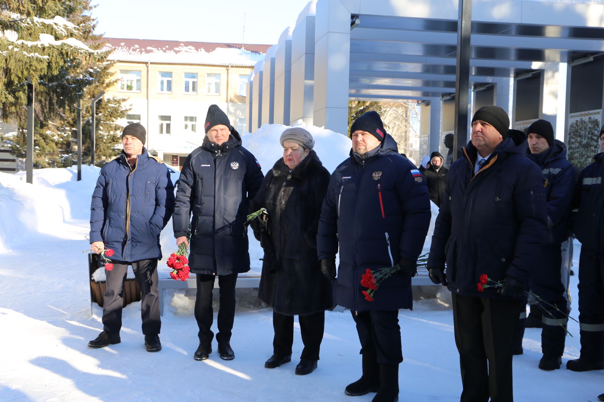В парке Победы прошел памятный митинг, посвященный Дню памяти воинов, исполнявших служебный долг за пределами Отечества