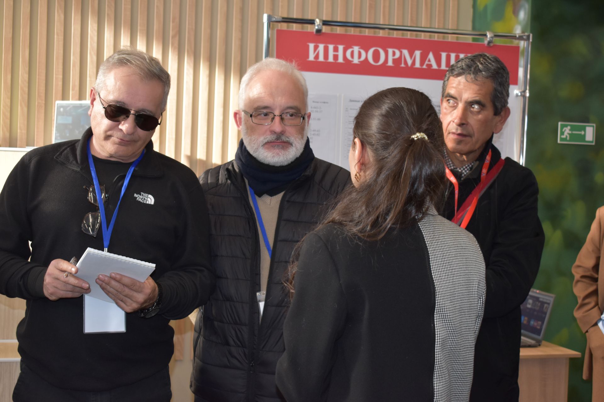 Иностранные наблюдатели посетили избирательный участок в Алексеевском районе