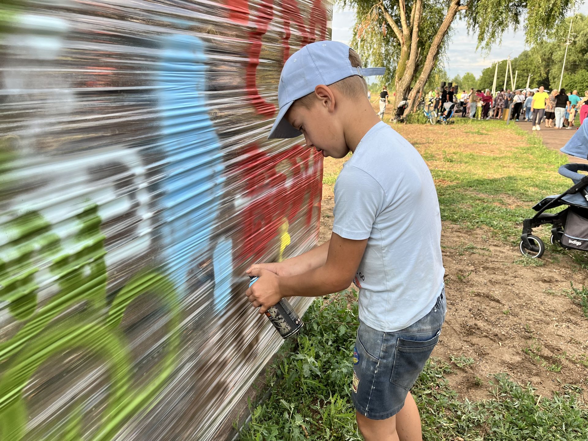 В Алексеевском состоялся фестиваль красок Холи