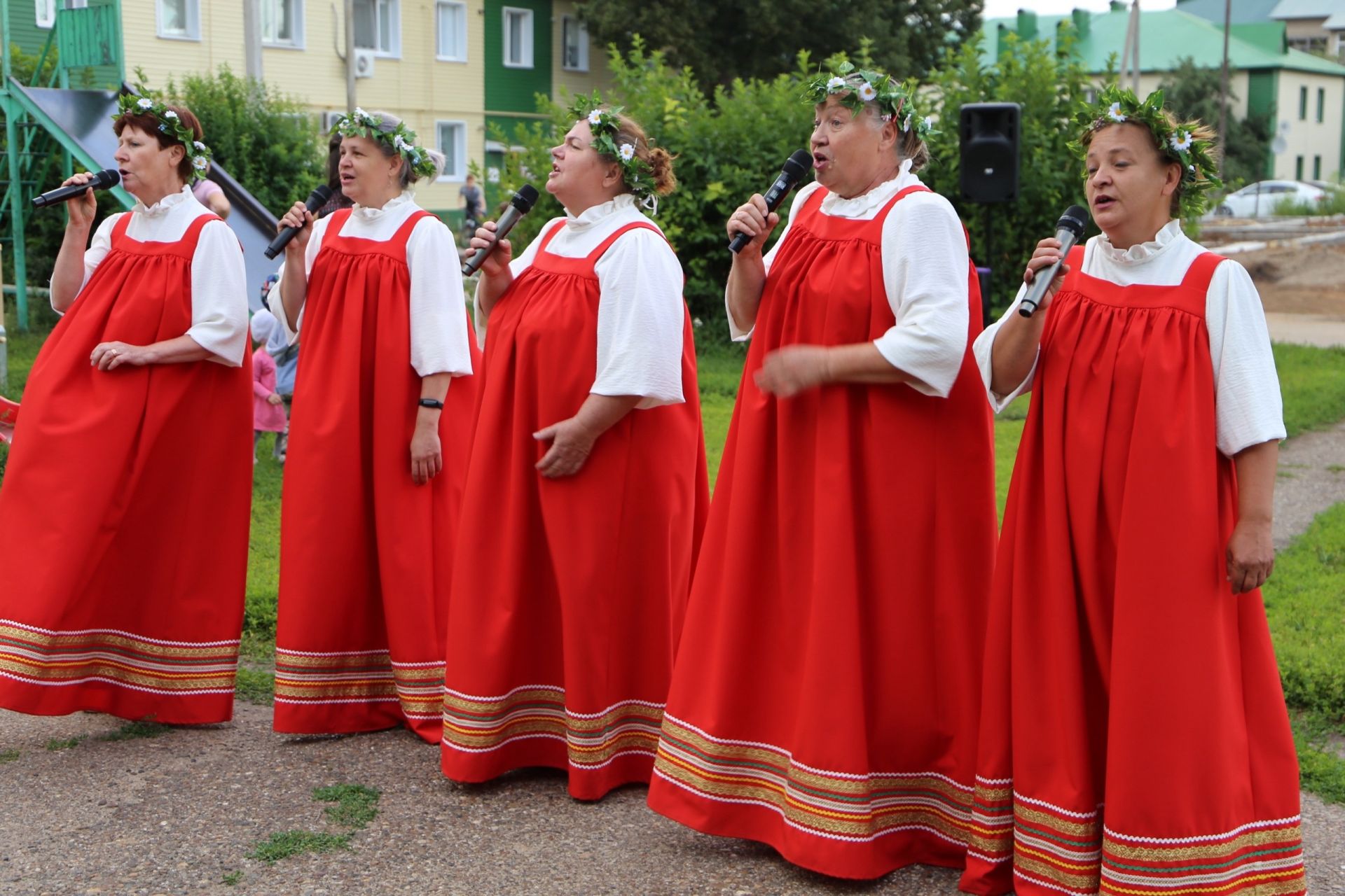 День семьи, любви и верности отпраздновали во дворах ТОСа «Восточный»