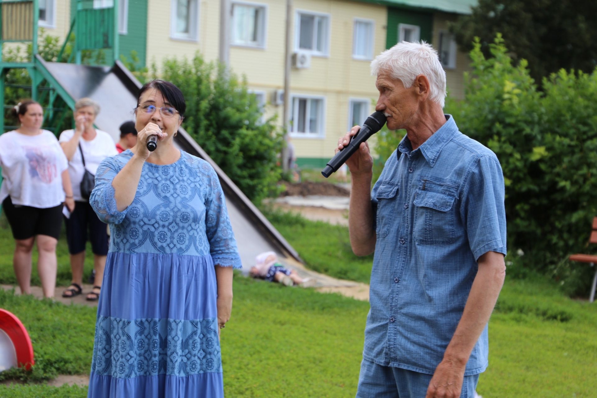 День семьи, любви и верности отпраздновали во дворах ТОСа «Восточный»