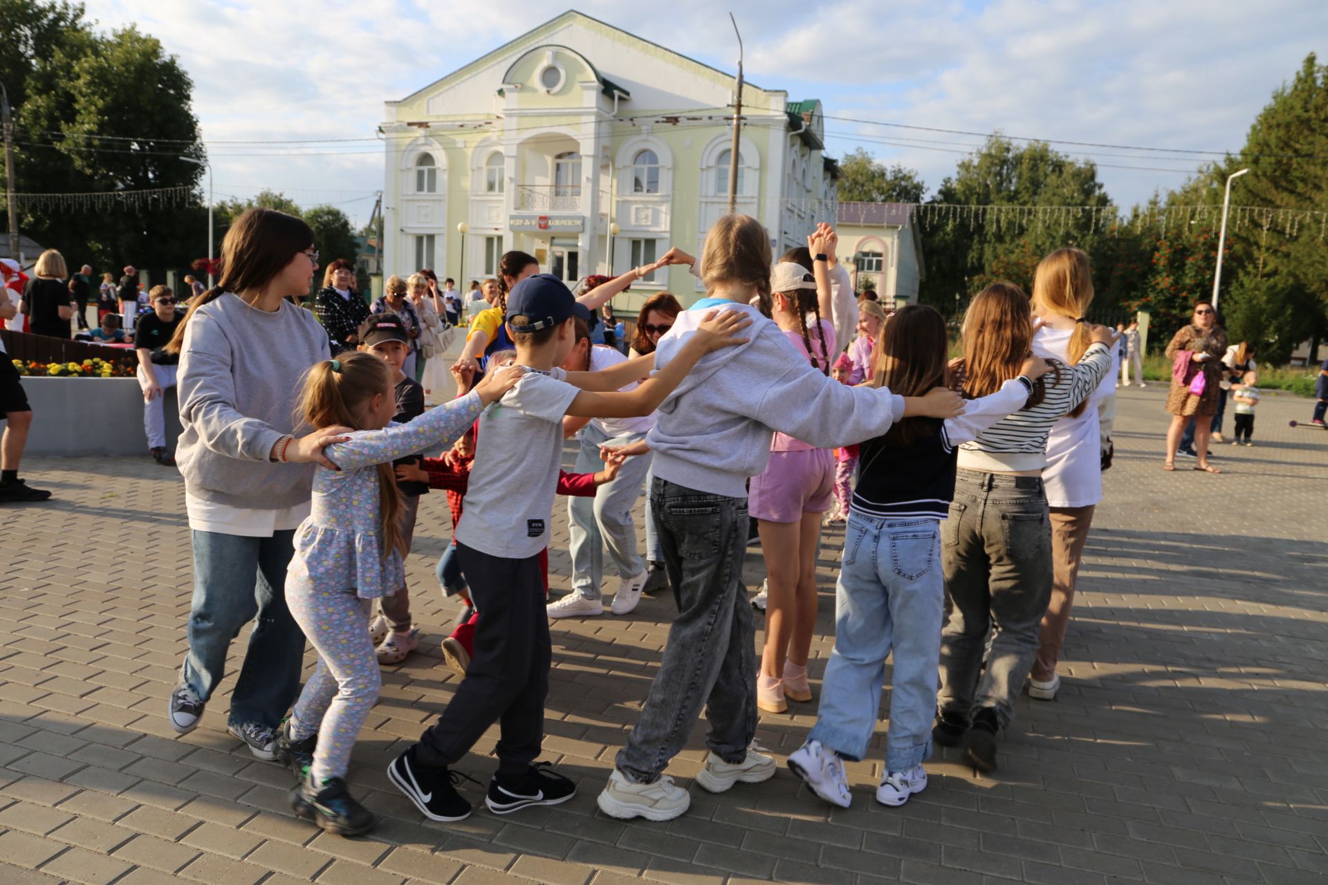 В Алексеевском отметили День флага