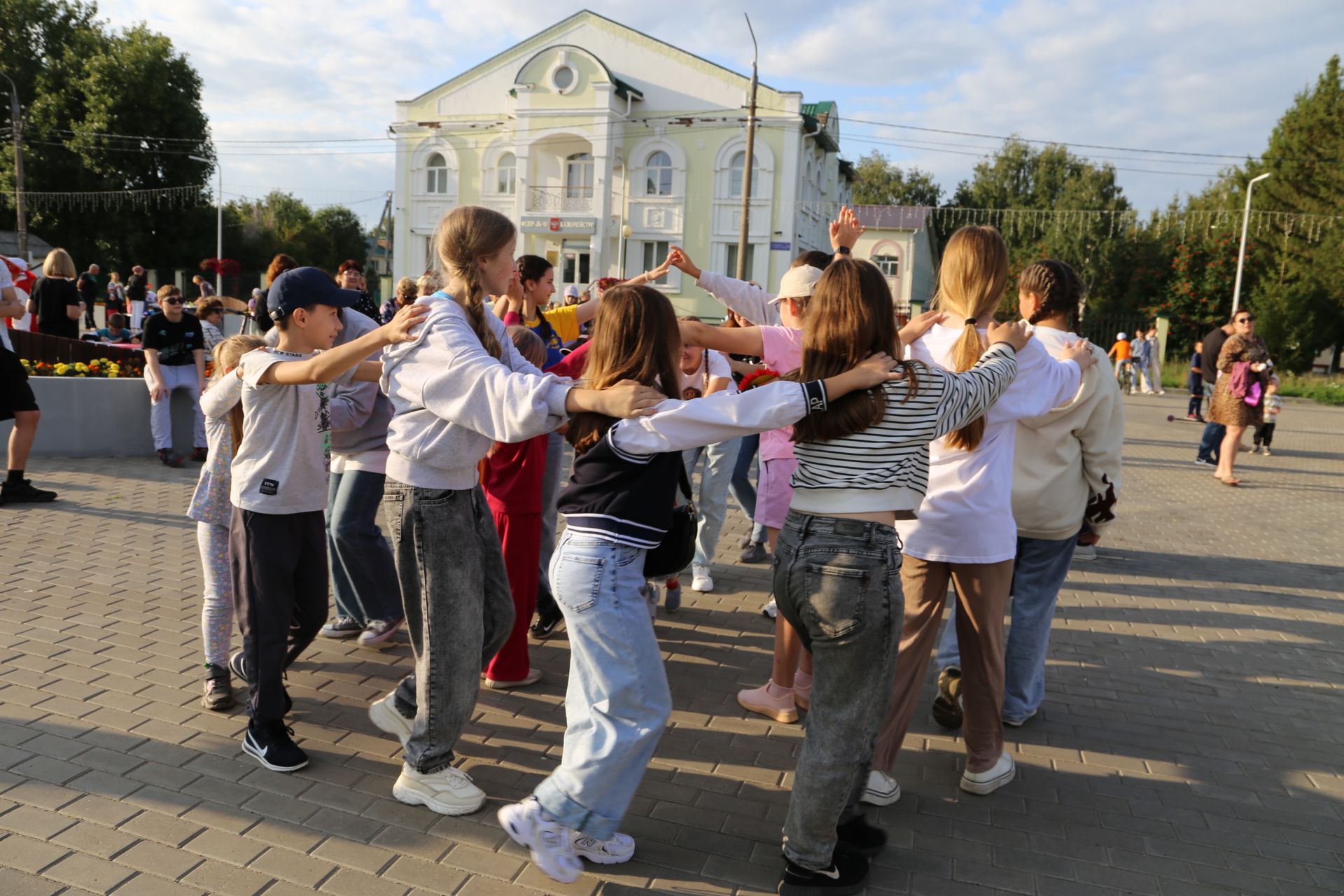 В Алексеевском отметили День флага