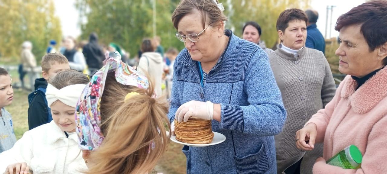 В селе Сахаровка отметили день села