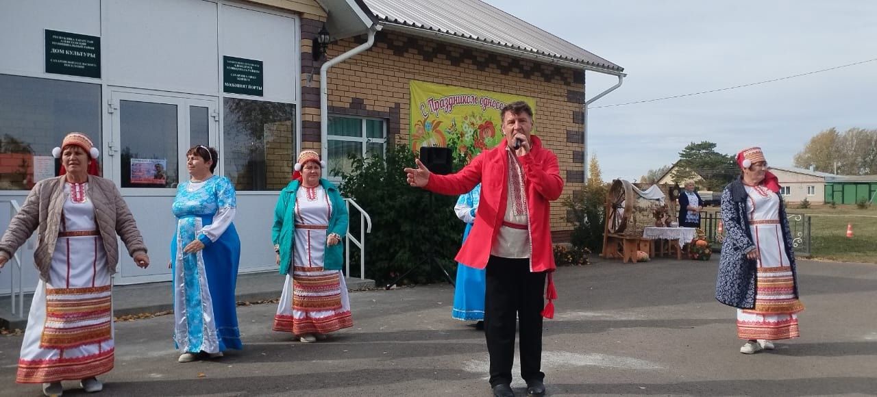 В селе Сахаровка отметили день села