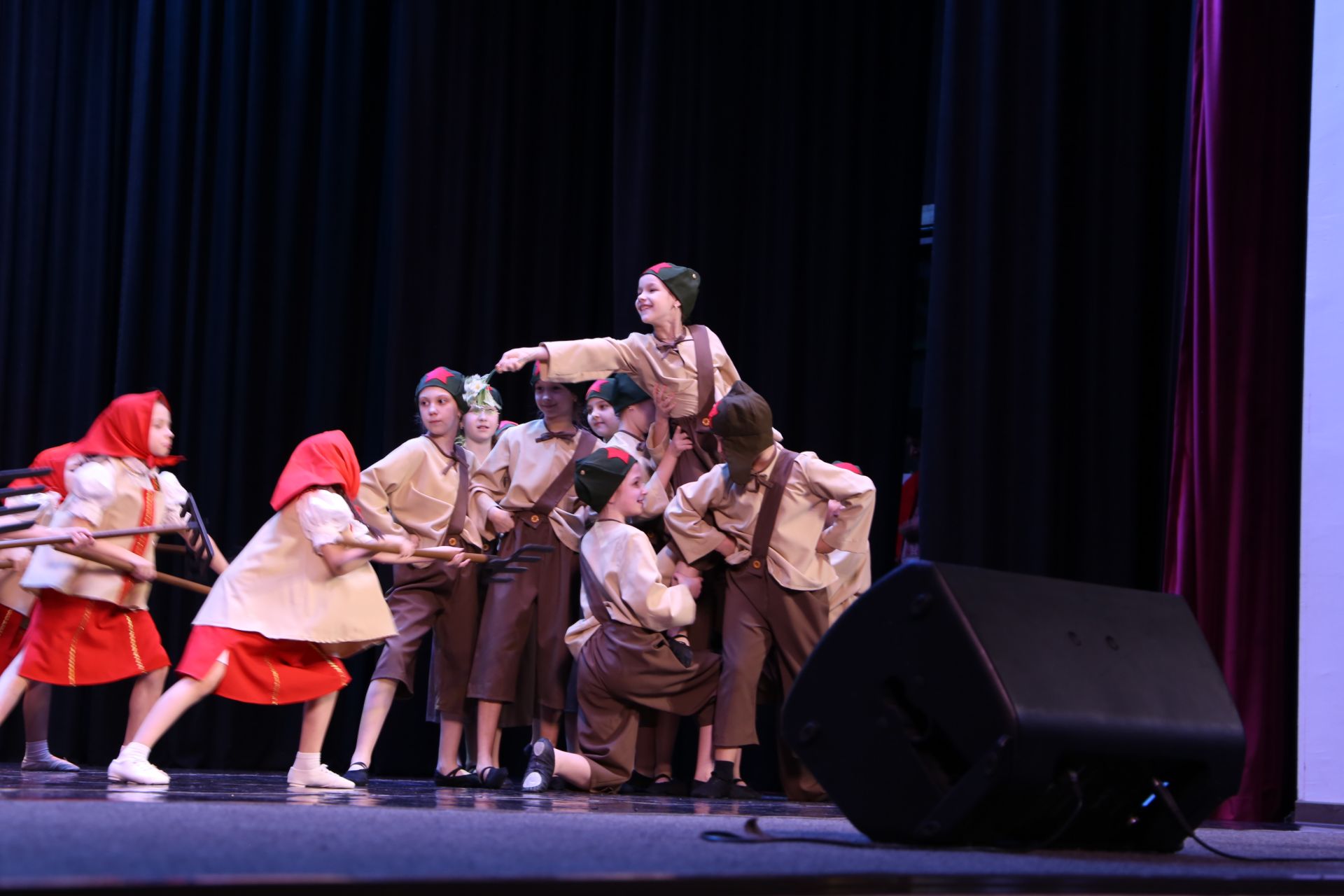 В Алексеевском официально открыли Год героев