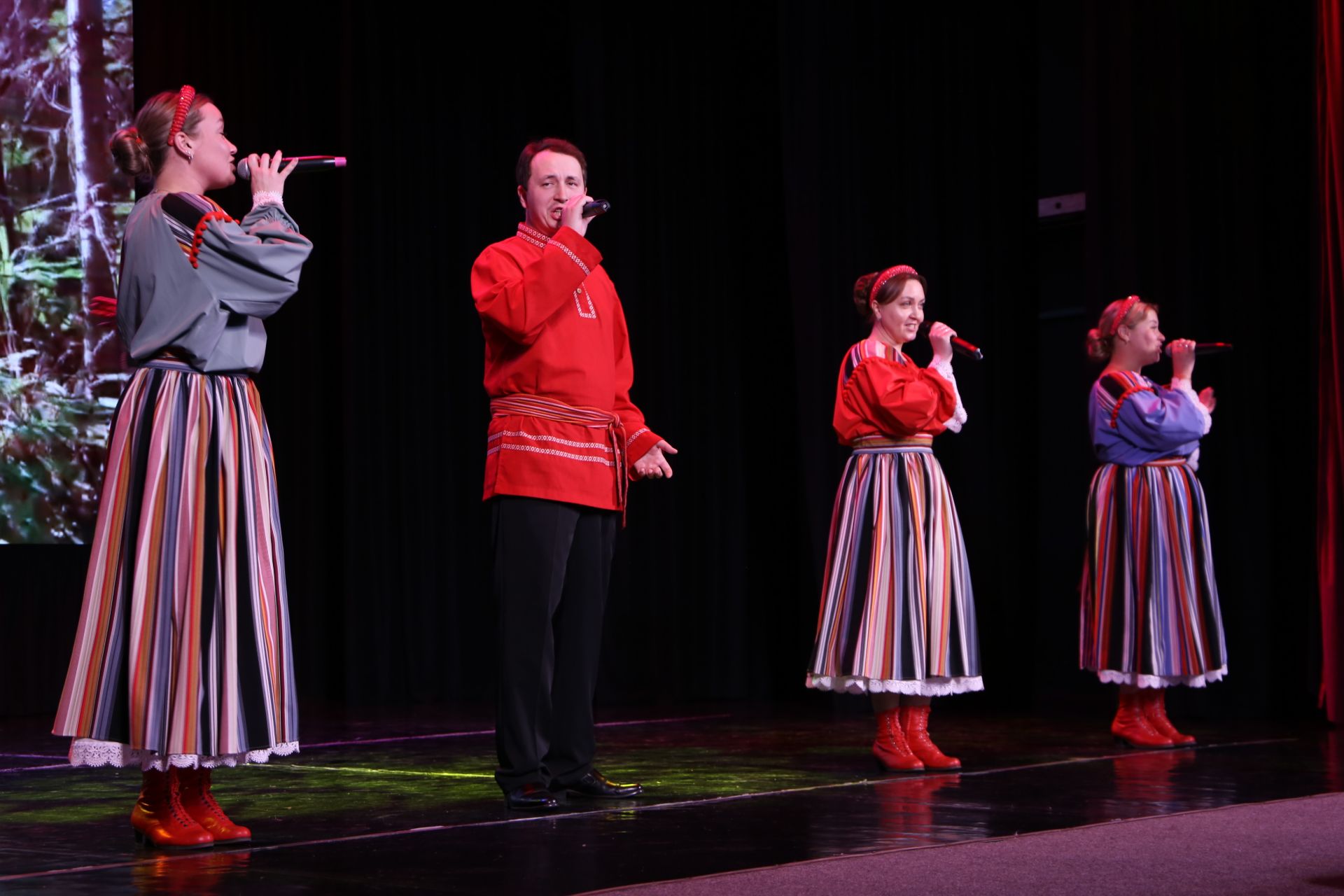 В Алексеевском официально открыли Год героев