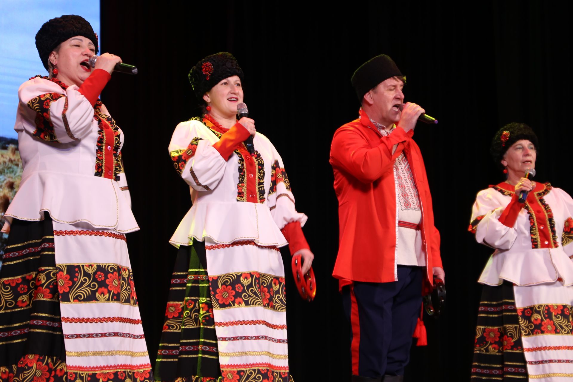 В Алексеевском официально открыли Год героев