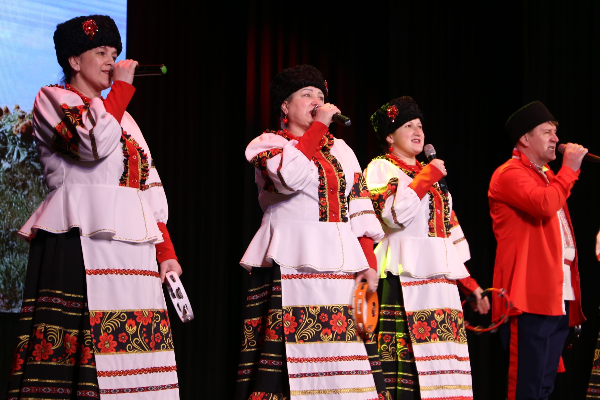 В Алексеевском официально открыли Год героев