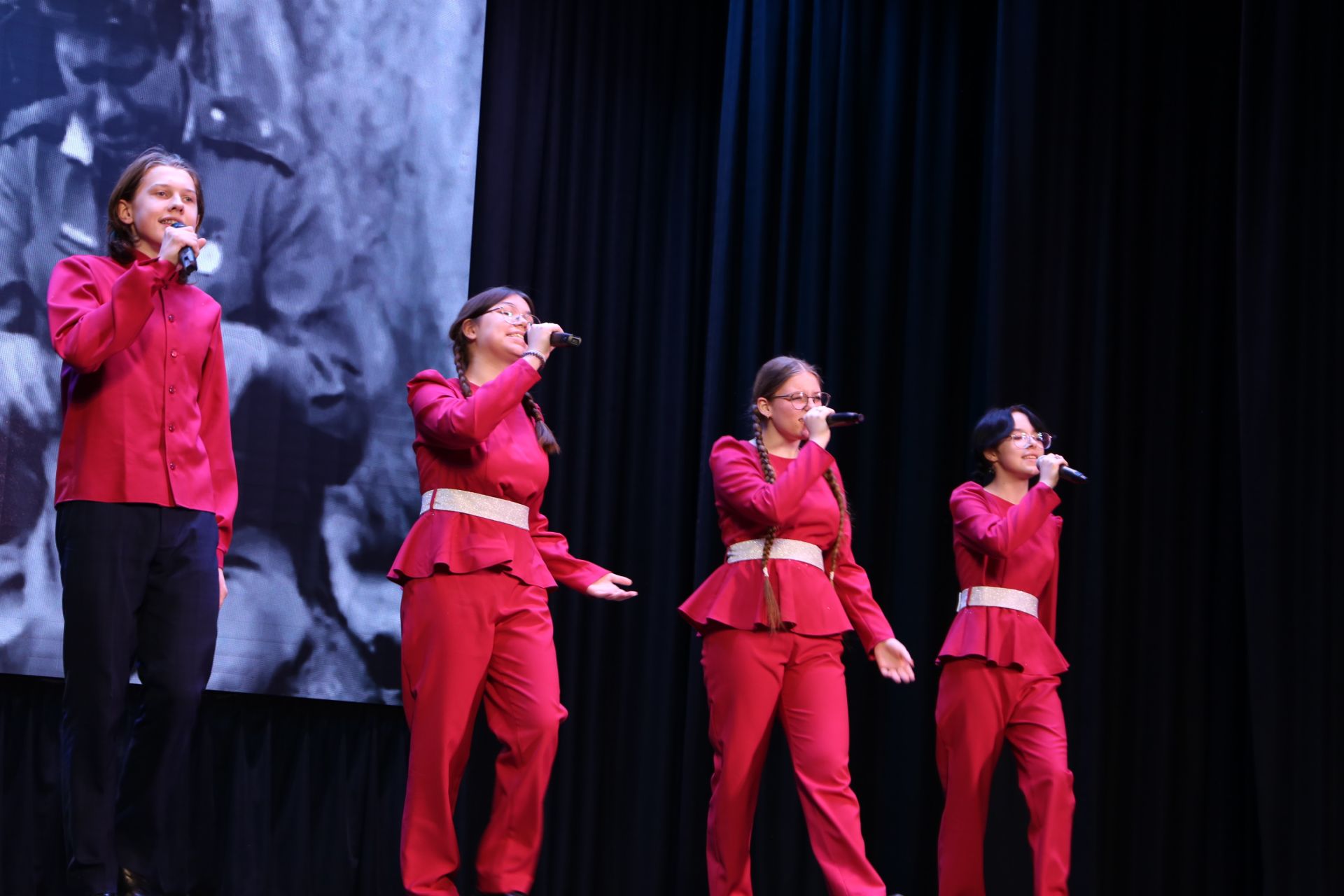 В Алексеевском официально открыли Год героев