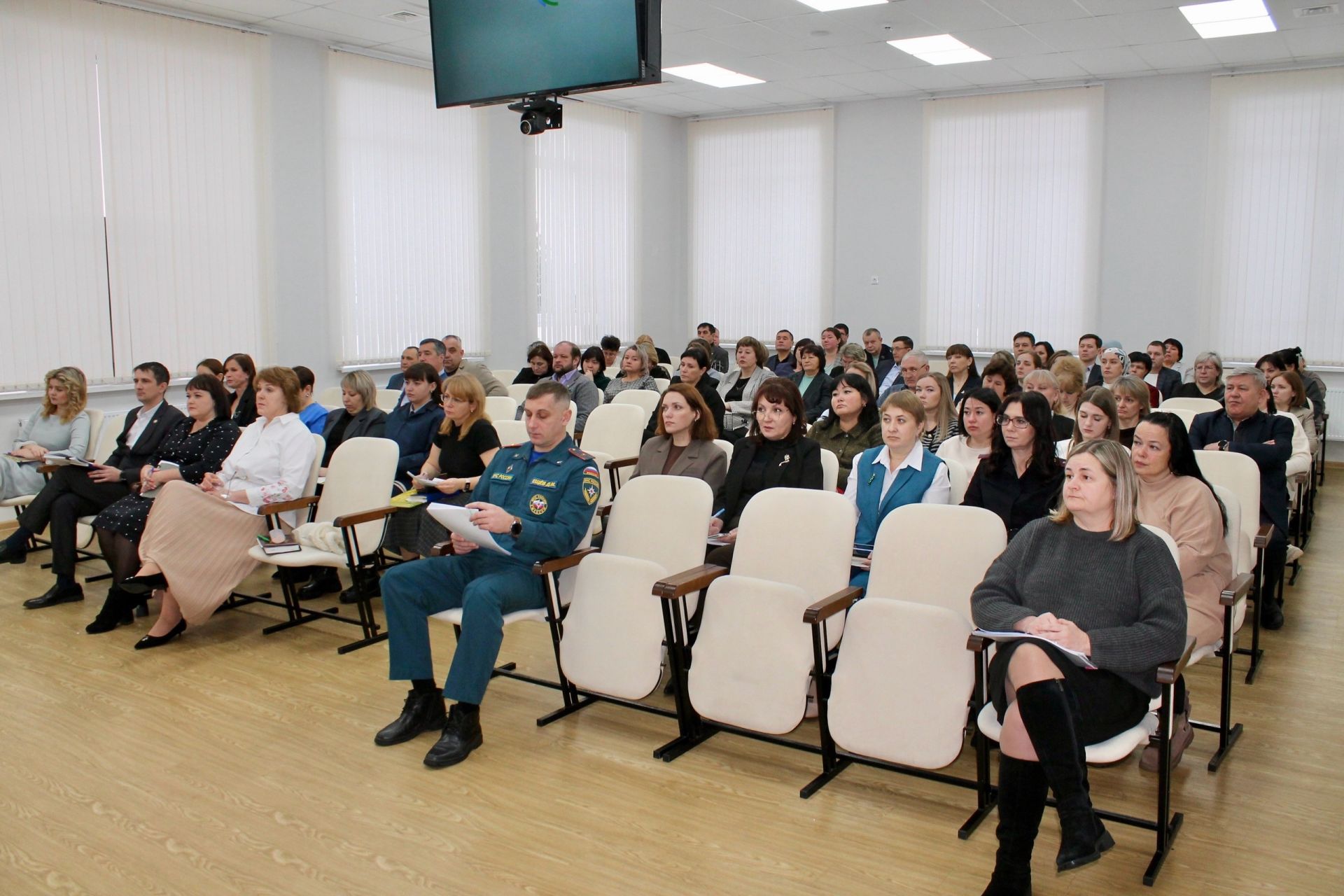 Профилактика и поддержка: комиссия подвела итоги работы с несовершеннолетними