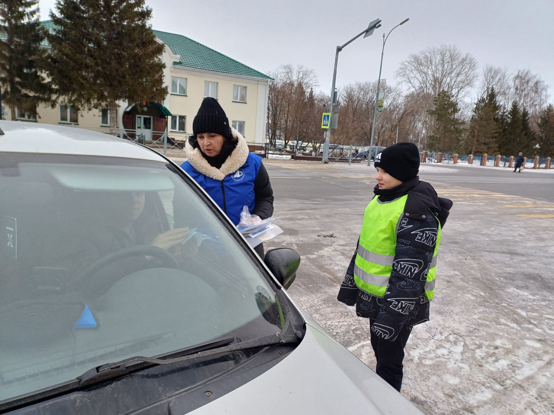 Юные инспекторы Алексеевского района напомнили о безопасности на зимних дорогах