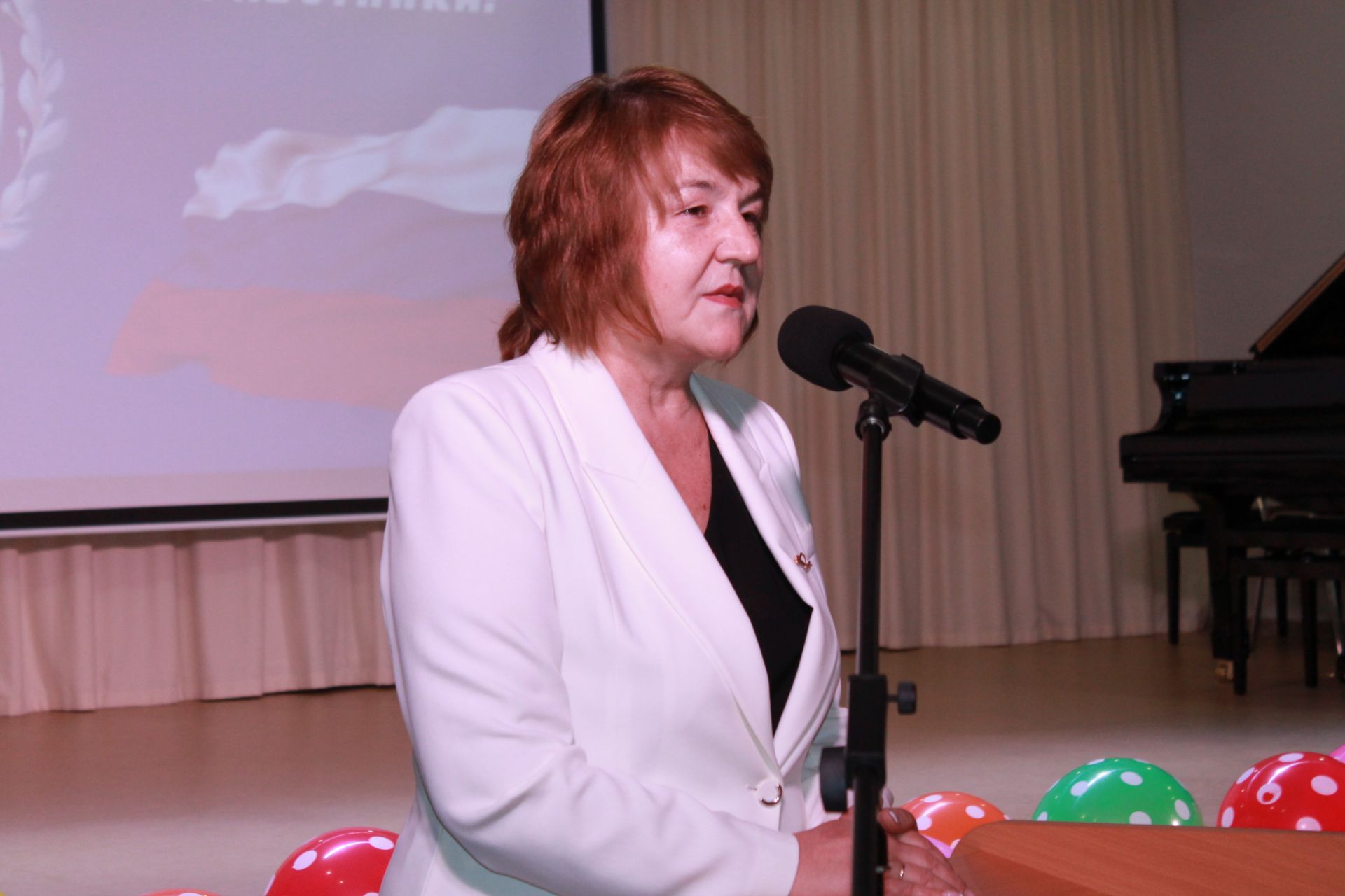 В Алексеевском чествовали работников социальной сферы