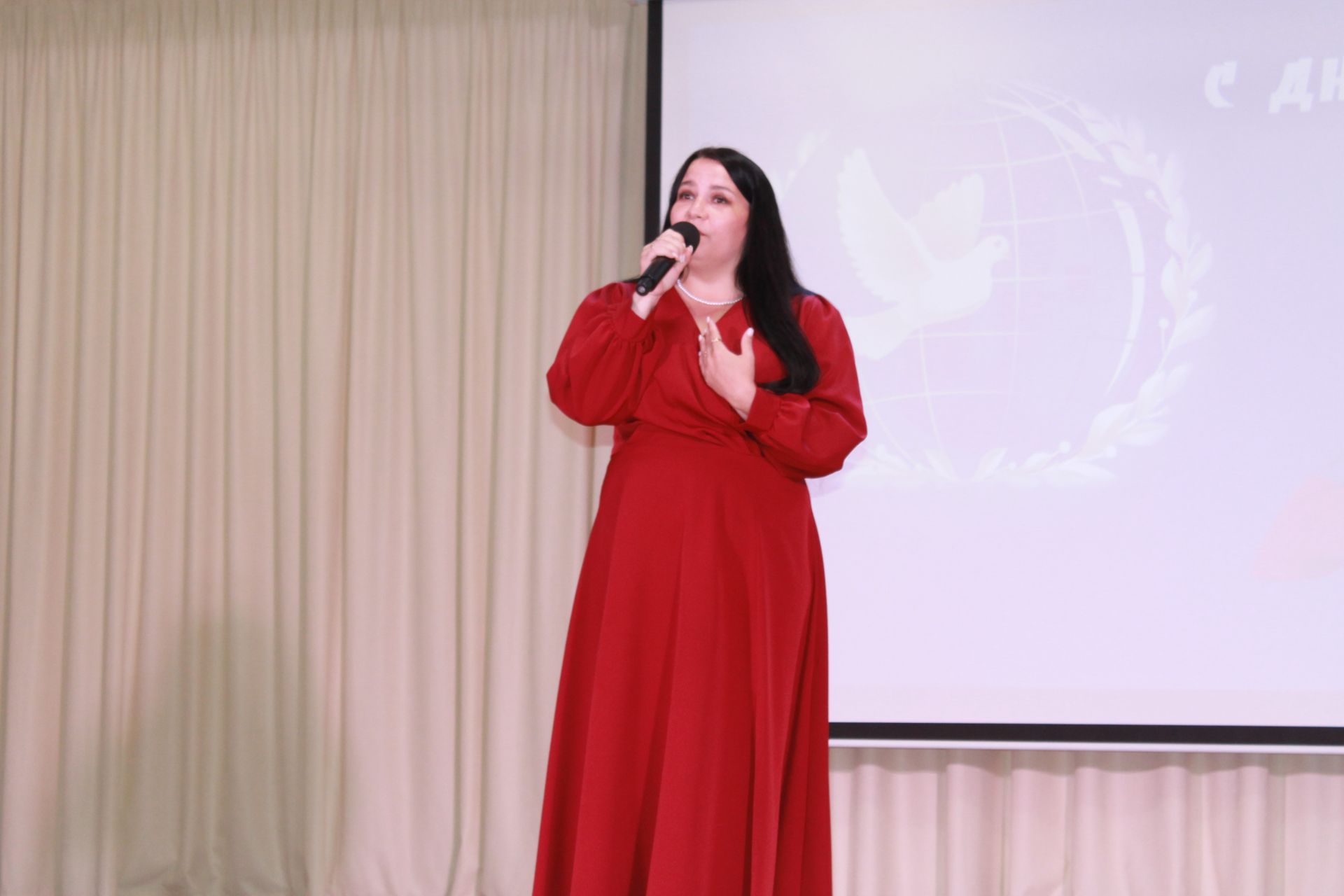 В Алексеевском чествовали работников социальной сферы