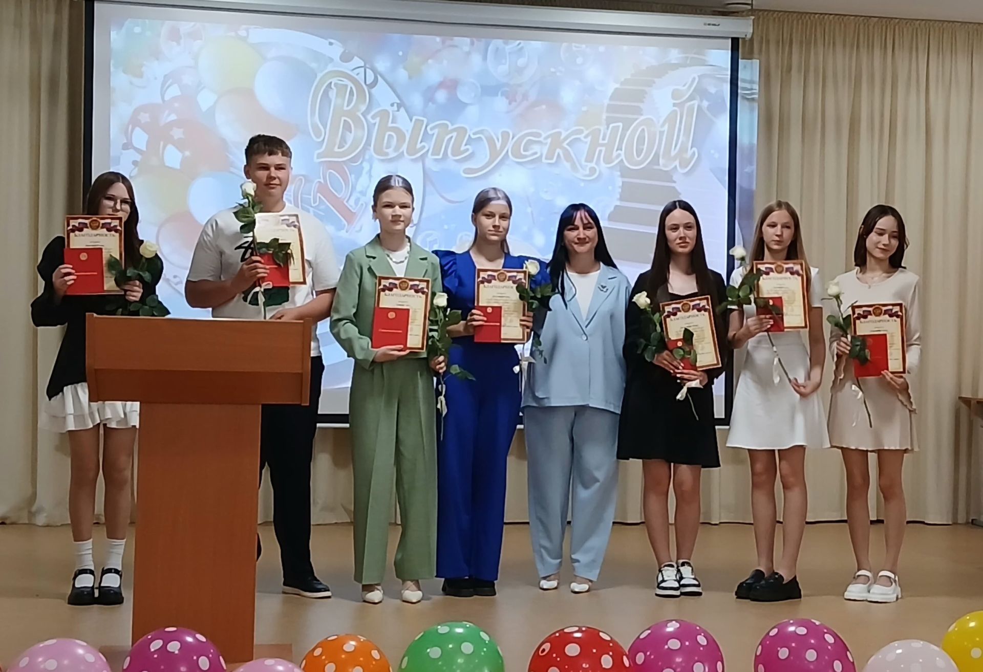 В Алексеевском прошёл выпускной 2025 года в детской школе искусств