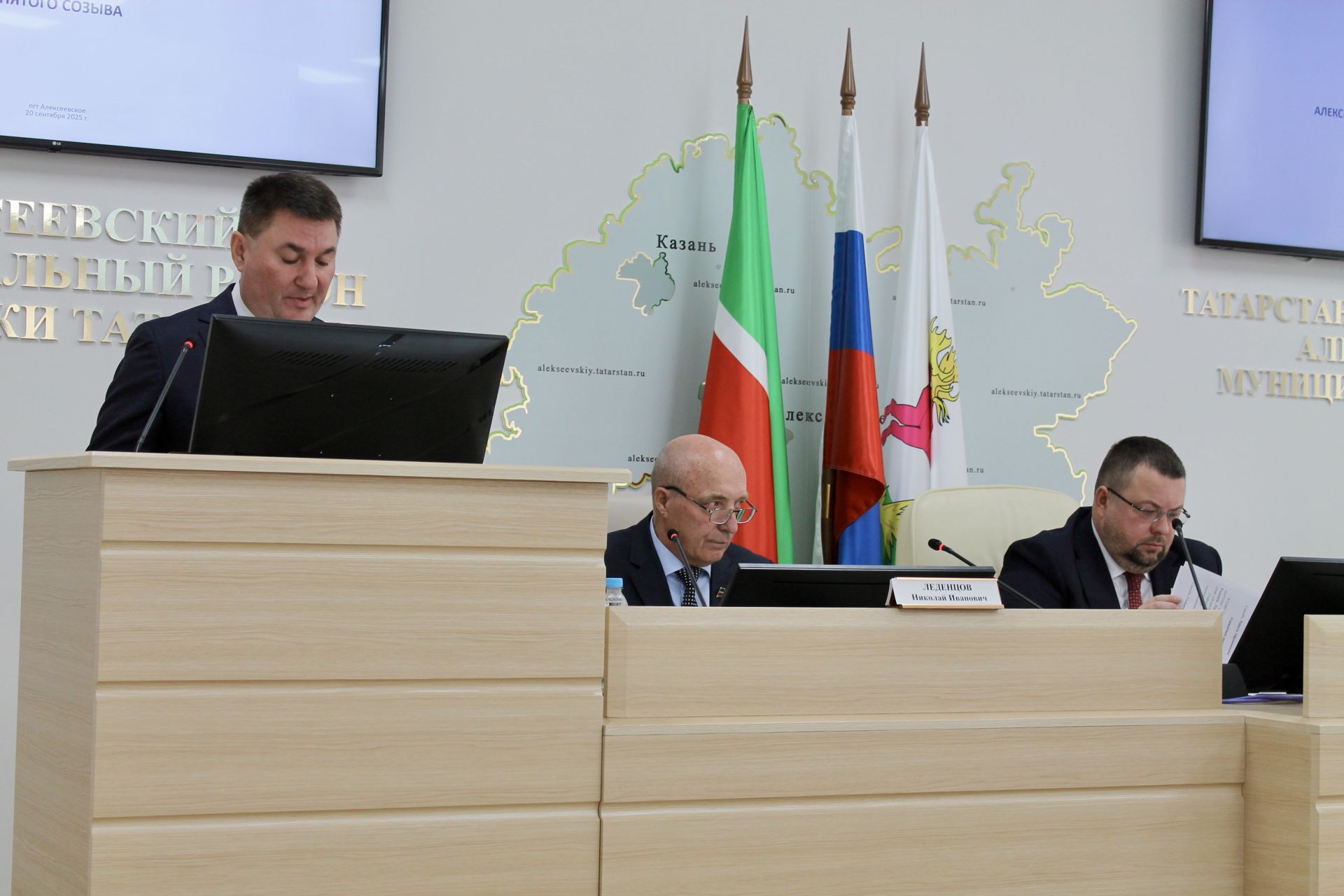 В Алексеевском районе состоялось первое заседание Совета пятого созыва