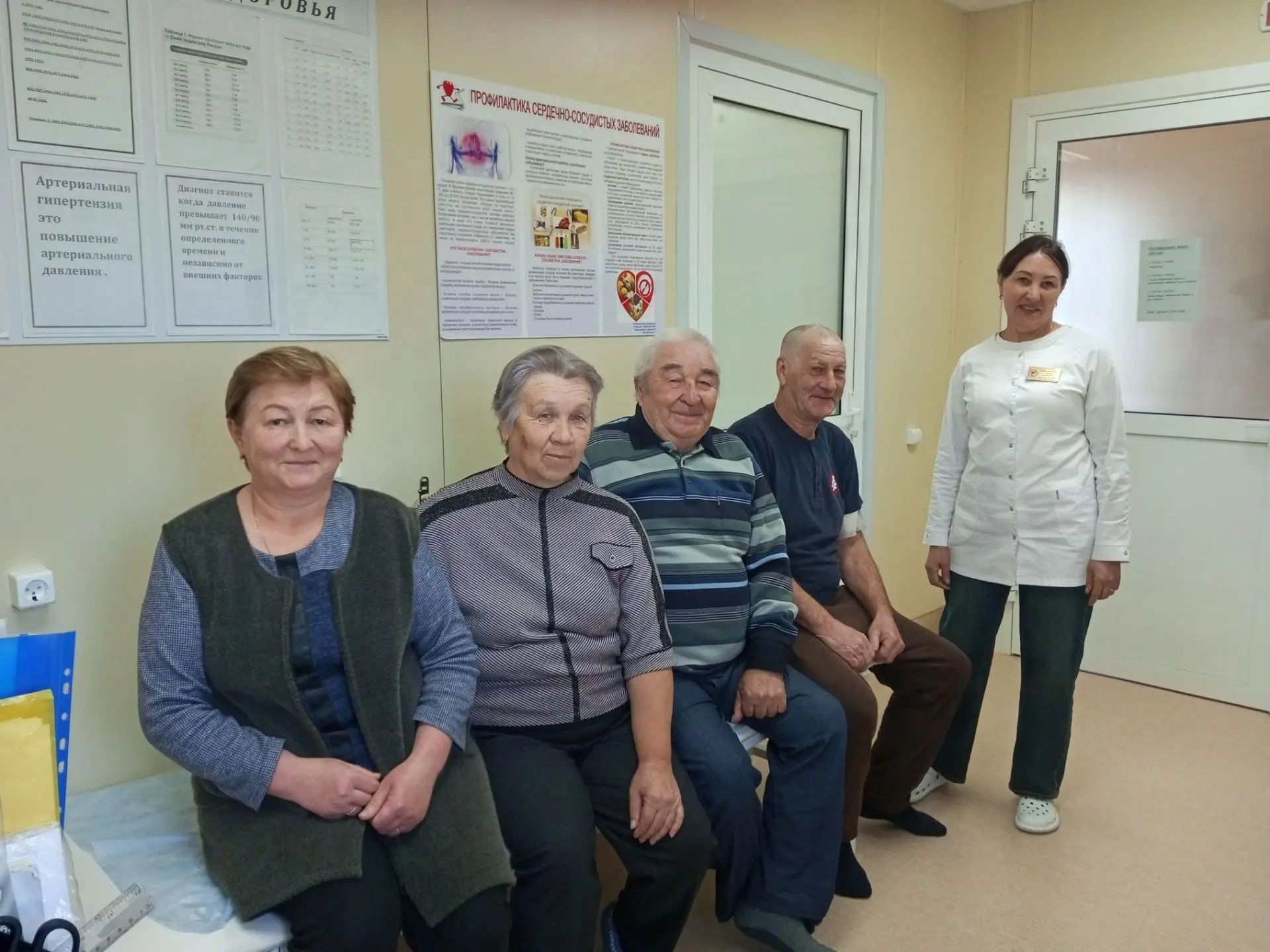 В ФАПах прошли встречи, на которых жители узнали, как заметить первые признаки инсульта