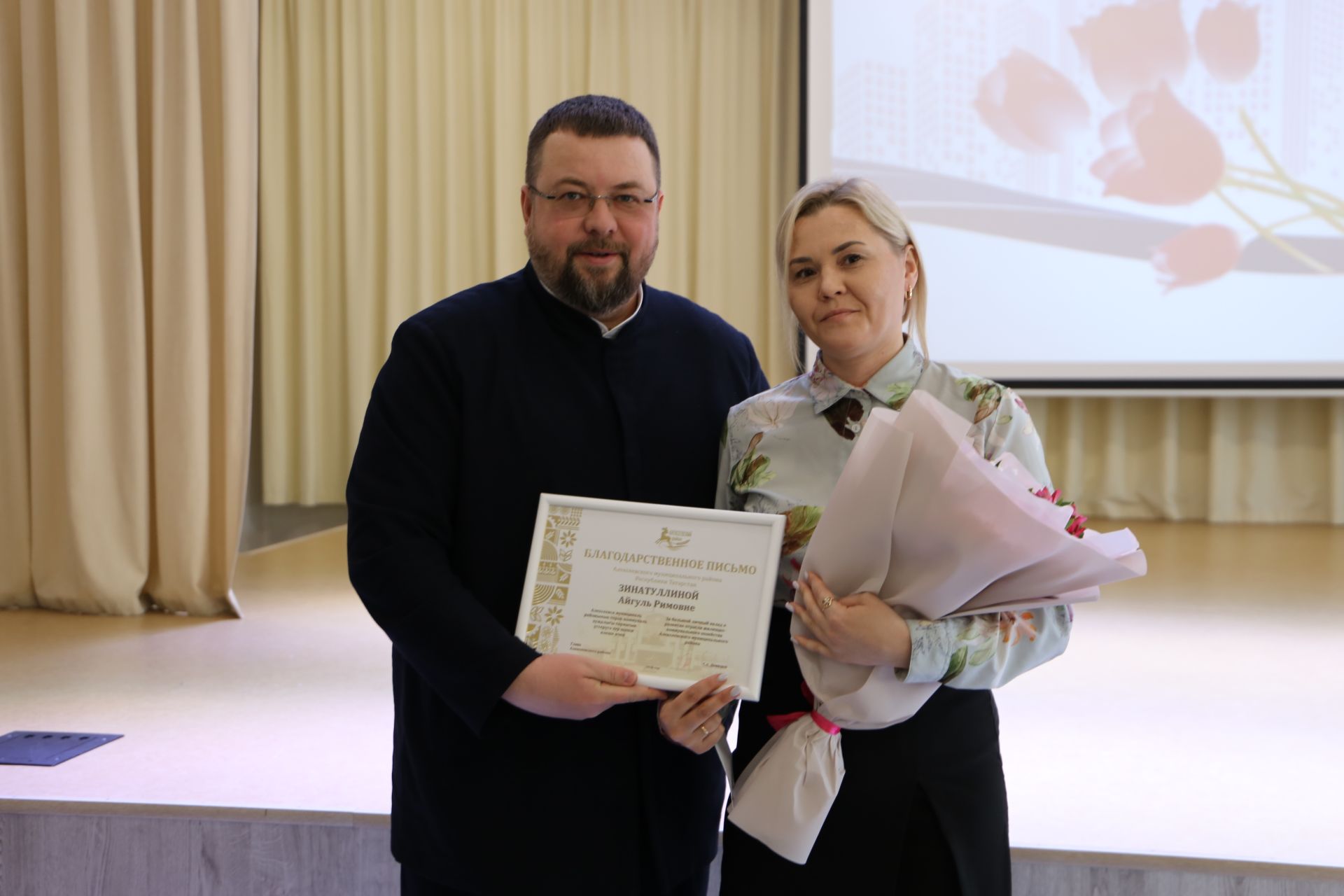 Лучших работников ЖКХ отметили в Алексеевском районе