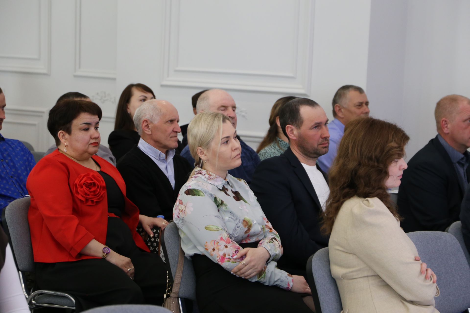 Лучших работников ЖКХ отметили в Алексеевском районе
