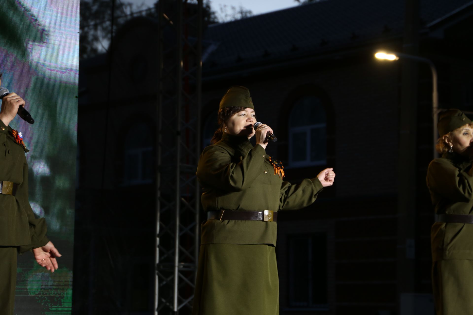 День Победы в Алексеевском завершился концертом и праздничным салютом