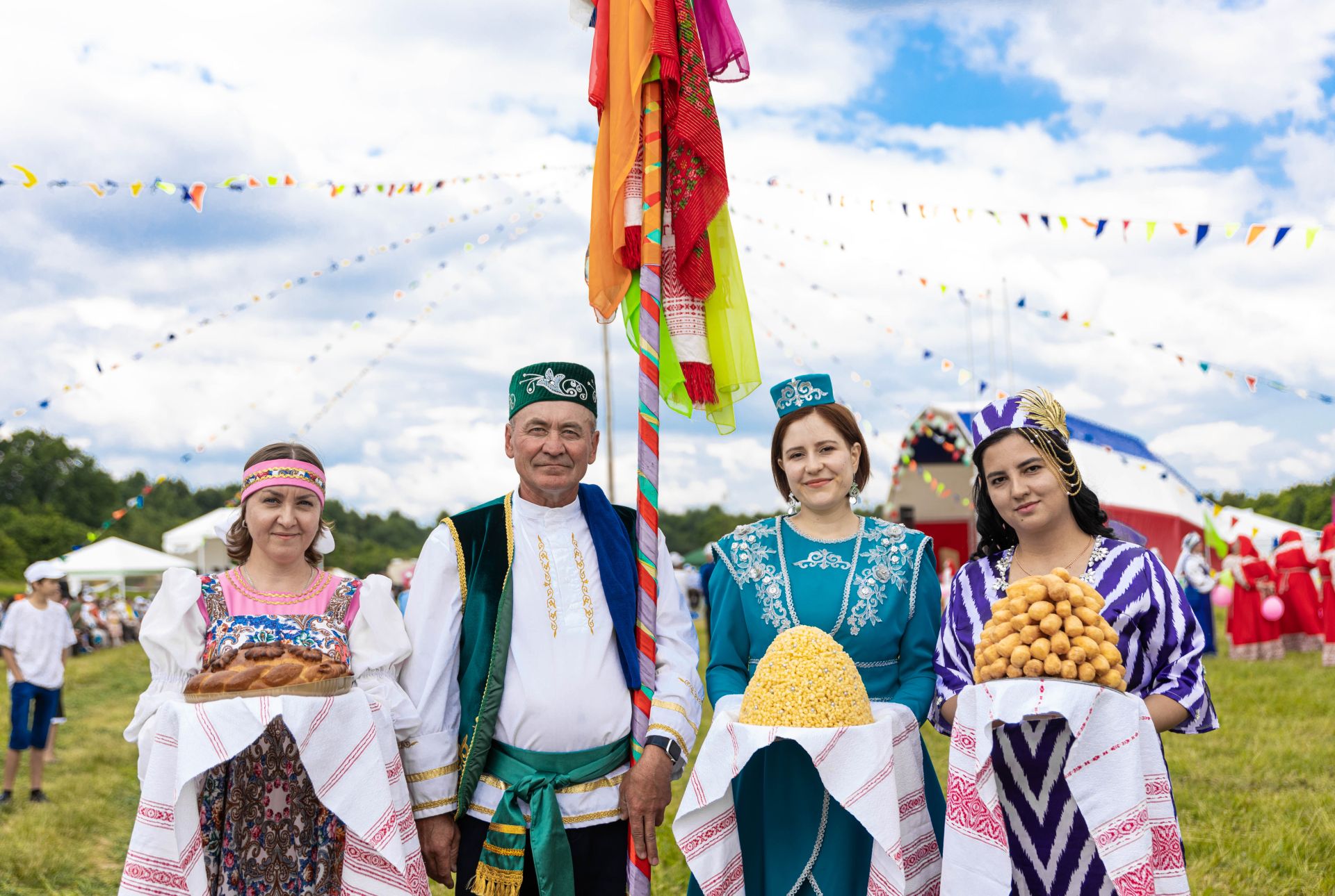 В Мокрых Курналях отметили День села