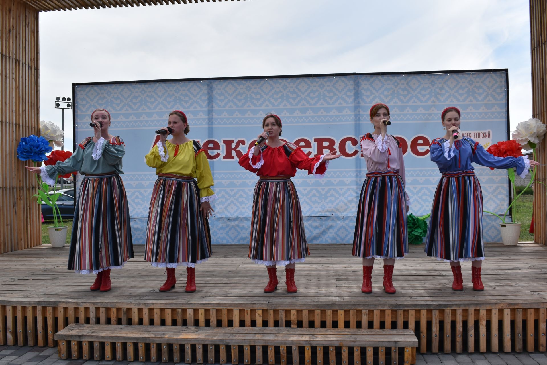 Фоторепортаж с празднования Дня России в Алексеевском