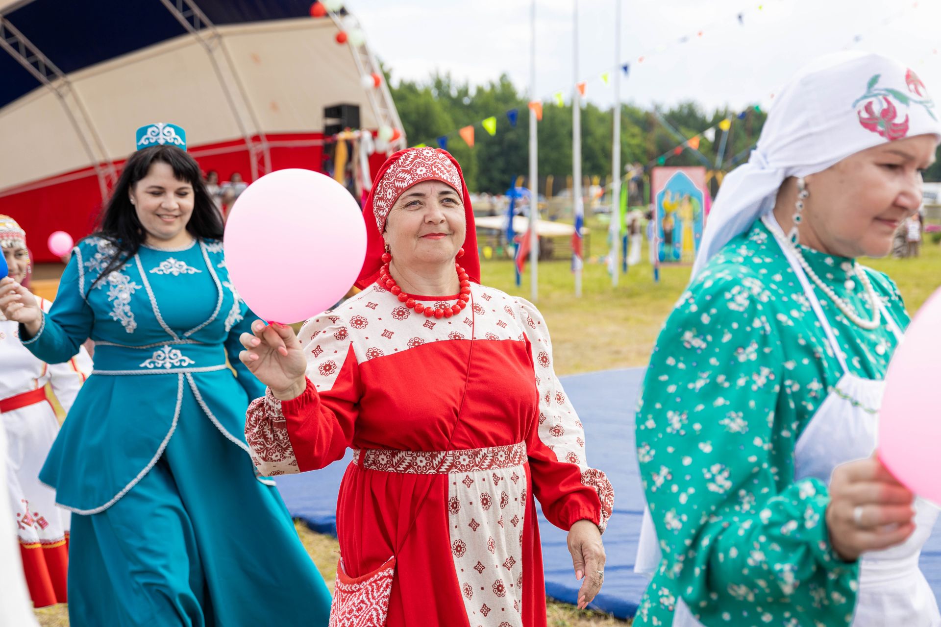 В Мокрых Курналях отметили День села